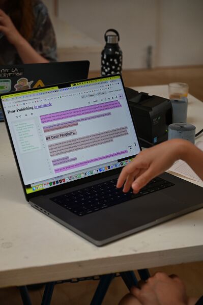 File:Dearpub4.JPG